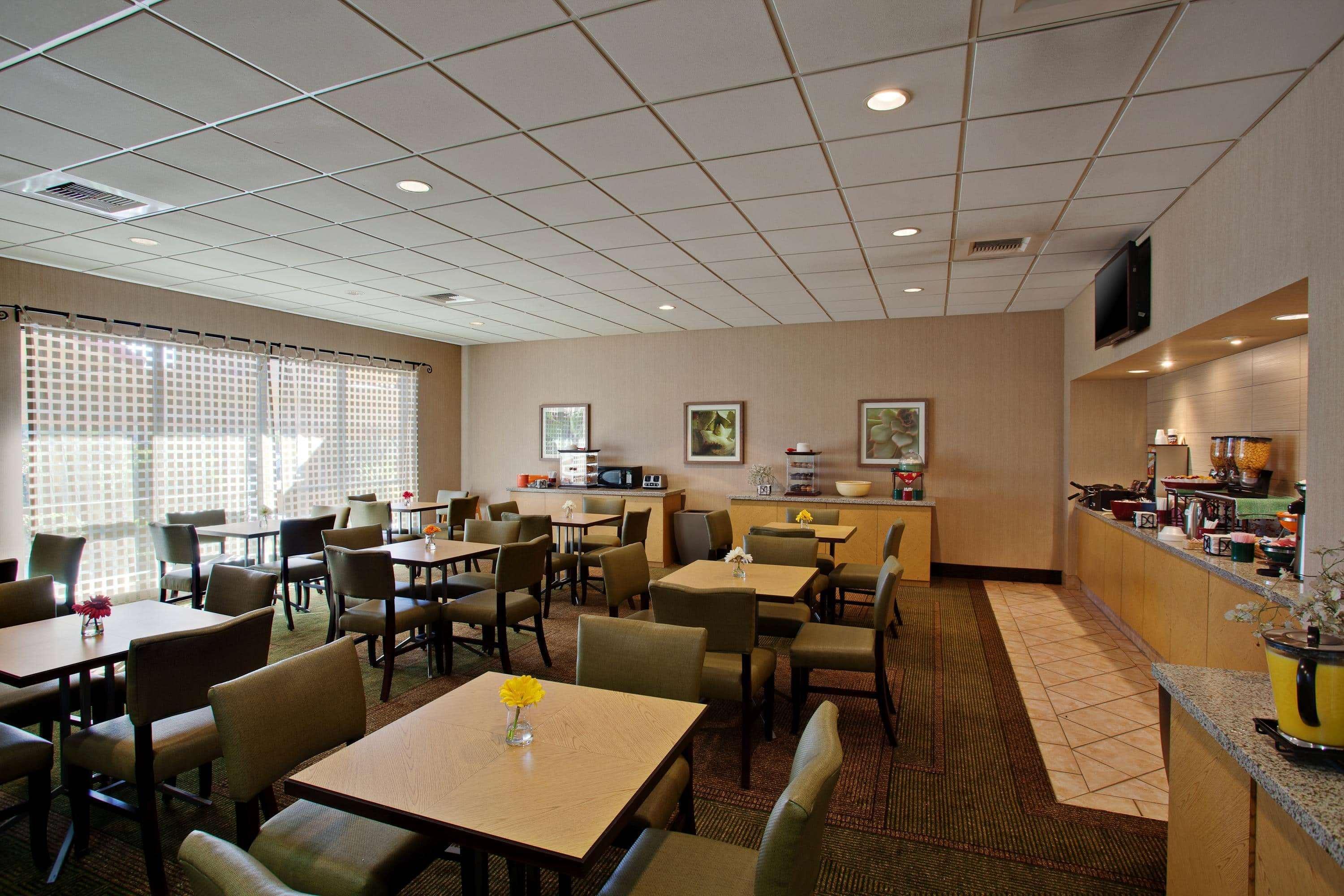 La Quinta Inn By Wyndham Phoenix North מסעדה תמונה